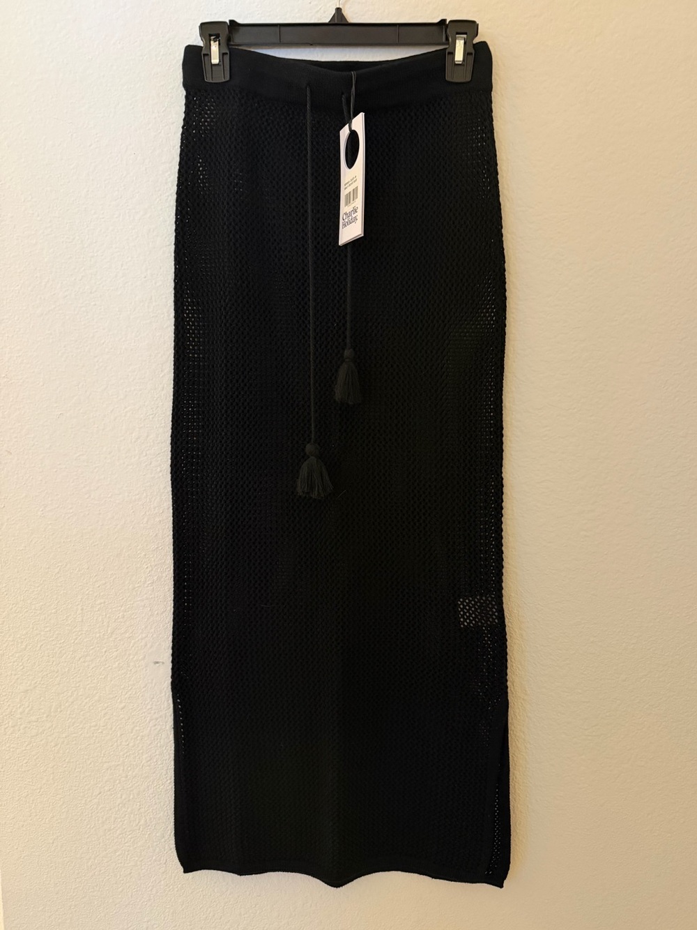 CHARLIE HOLIDAY Amalfi Crochet Black Knit Maxi Skirt with Tassel NWT size M